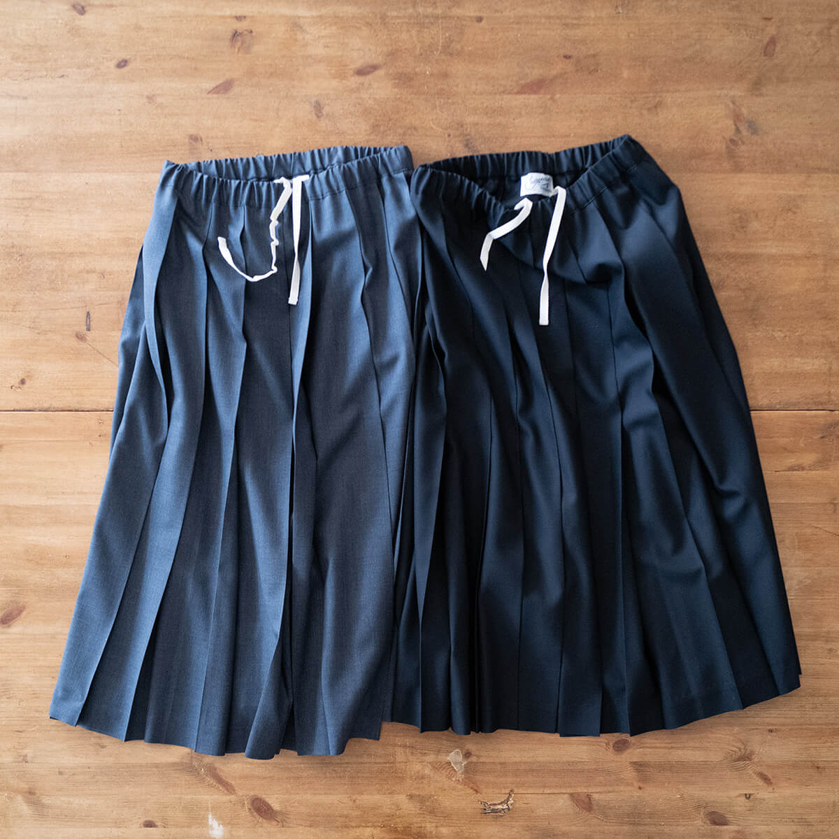 Charpentier de Vaisseau Brisa（ブリサ） Pleated Skirt L-77