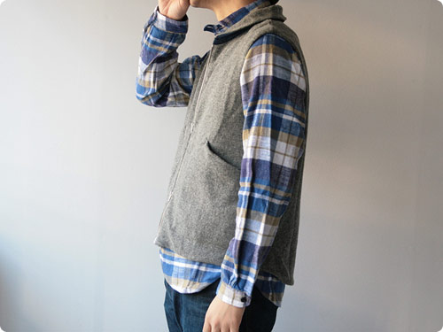 dip wool zip vest