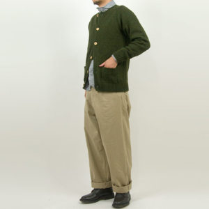 Charpentier de Vaisseau Karly Shetland Crew Neck Cardigan OLIVE