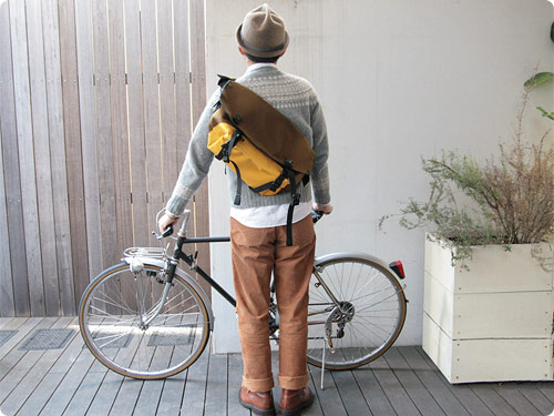 MER メッセンジャーバッグ